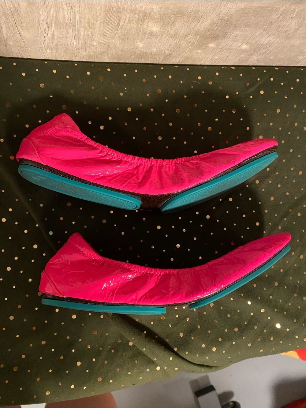 EUC Tieks Pop Pink Patent Ballet Flats Size 10 - Picture 6 of 8